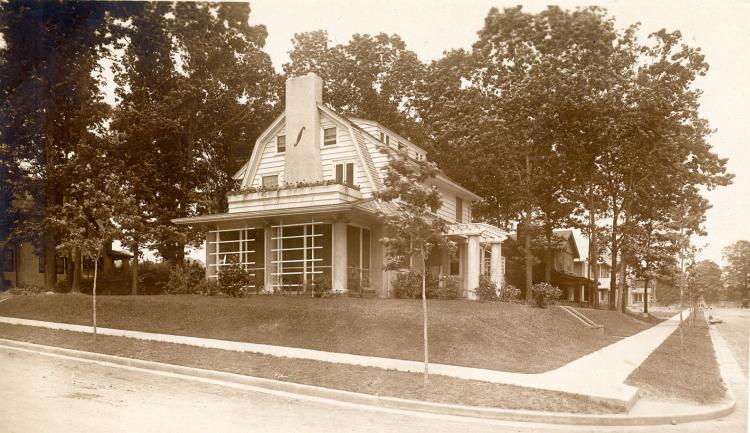 Newboldt Place (today's 82nd Road) from the corner of Austin Street in Kew Gardens, NY.