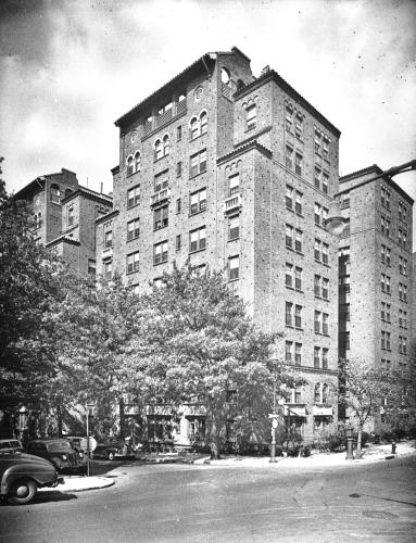 The Mowbray Apartments on Austin Street between Lefferts Boulevard and Mowbray Drive, Kew Gardens, NY, c. 1949.