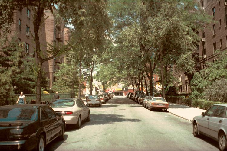 118th Street looking north toward Metropolitan Avenue in Kew Gardens, NY.