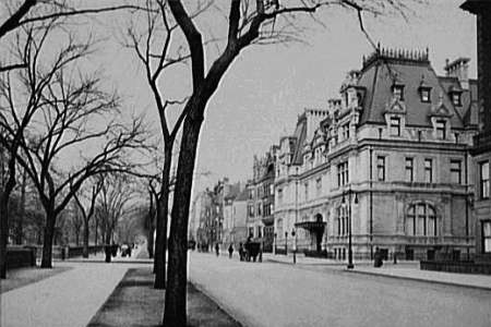 Fifth Avenue at 65th Street in Manhattan circa 1901.