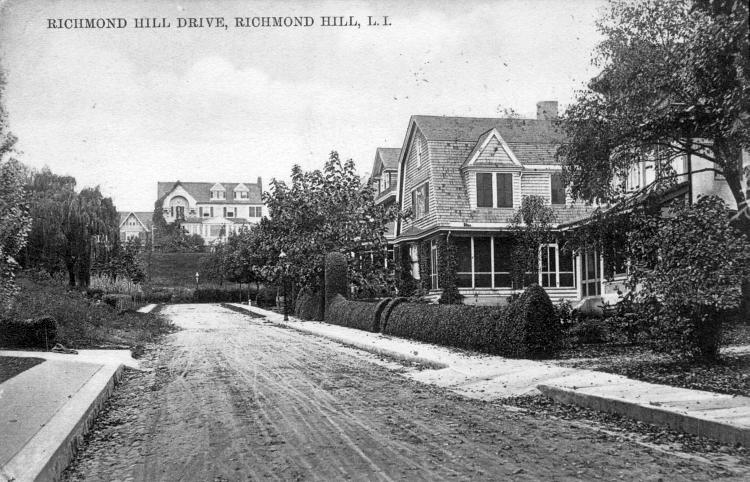 Looking north on Richmond Hill Drive (117th Street) from Division (84th) Avenue, North Richmond Hill, NY.