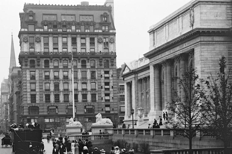 The New York Public Library on Fifth Avenue in New York City circa 1908.  Note the two lions which were sculpted by Attilio and Furio Piccirilli.