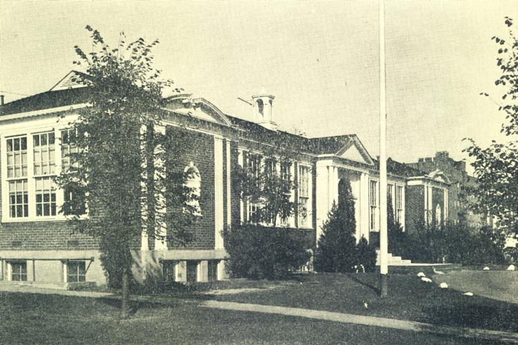 The Kew Forest School on Union Turnpike west of Queens Boulevard, Kew Gardens, NY, 1930.