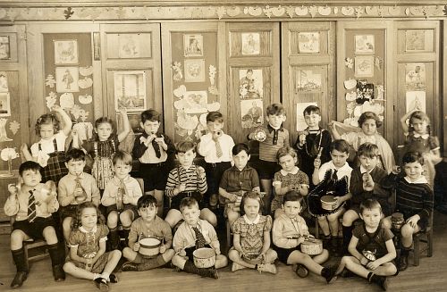 P.S. 99 Kindergarten (1939).