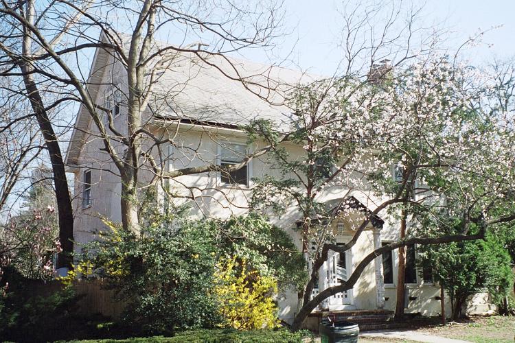 This house on 82nd Avenue between Austin Street and Kew Gardens Road was home to John R. Burton, a director of the 1939 - 41 New York World's Fair. Friend to U.S. President Woodrow Wilson, Burton also served as secretary of the Democratic National Committee and secretary of the Democratic National Convention that nominated Wilson.